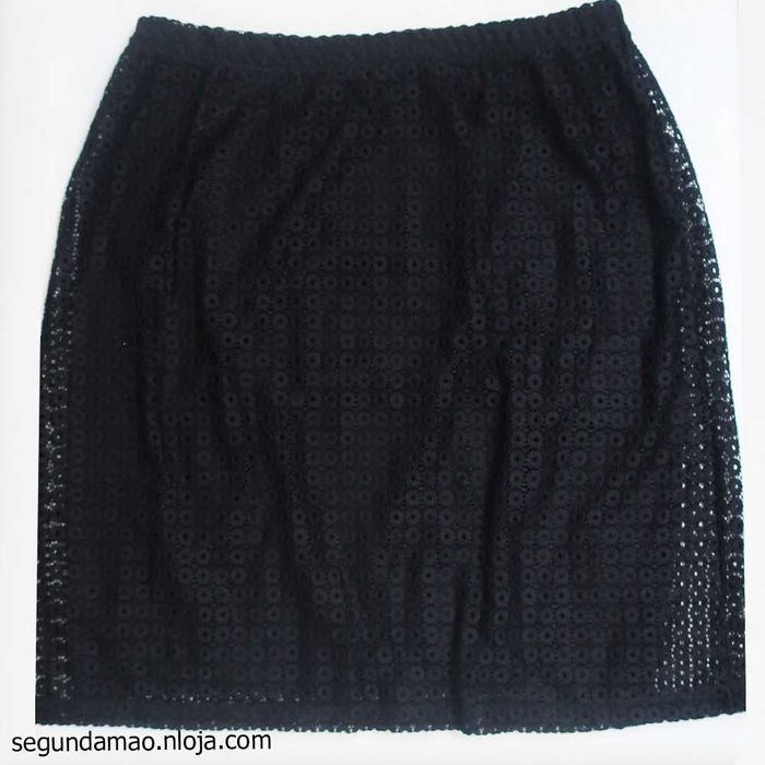 Saia Curta Cor Preto + Oferta Portes