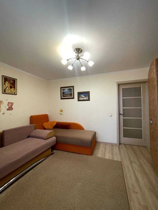Простора 3-к квартира 66 м², 2 поверх | Цегляний будинок | Гарний стан