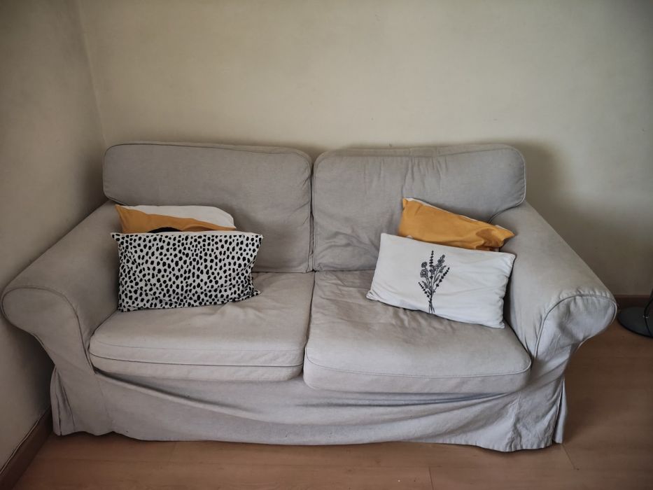Sofá IKEA - em boas condições
