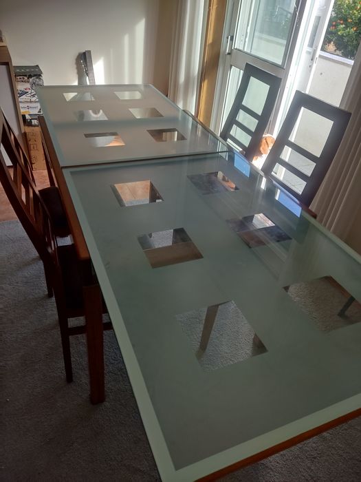 Mesa e 4 cadeiras sala jantar cerejeira