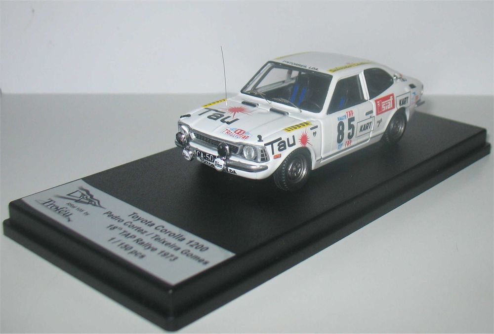 Trophy - Toyota Corolla 1200 - Rally of Portugal 1973 - Pedro Cortez