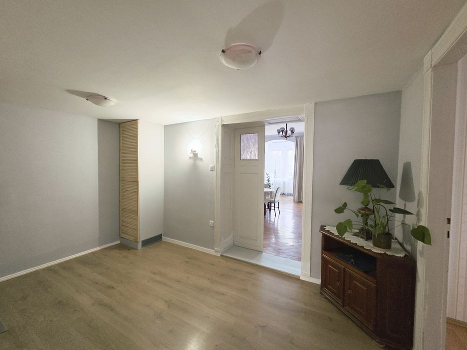 Przestronne, 4-pokojowe mieszkanie (118 m²) w Brzegu