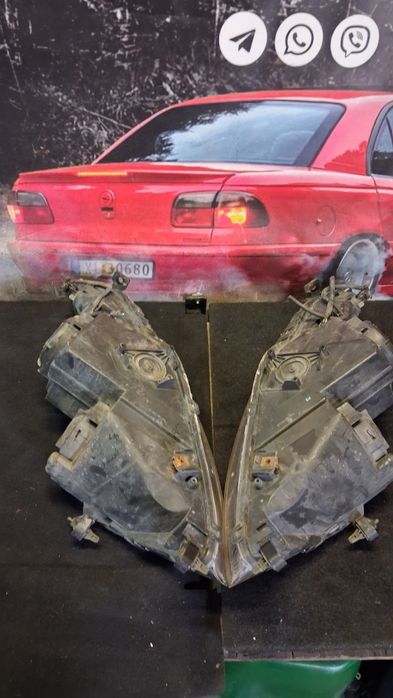 Передня права ліва фара Honda Civic 8 ufo