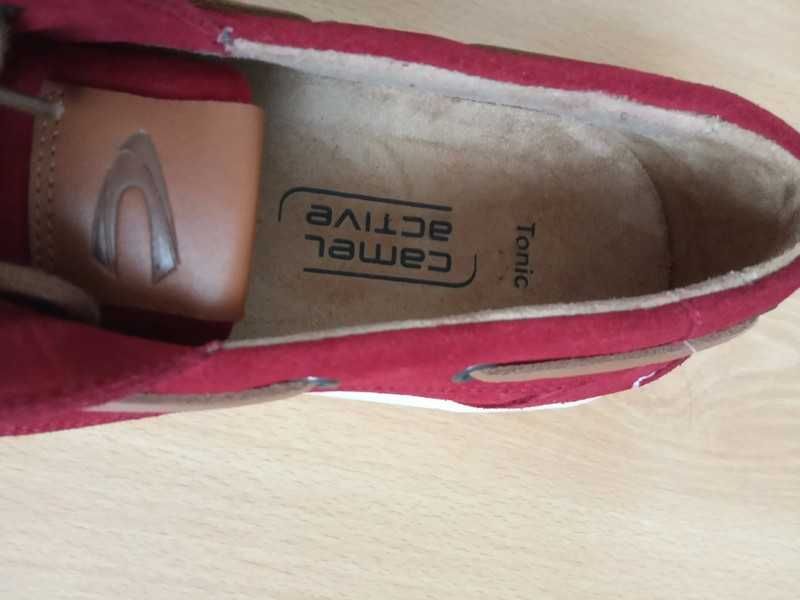 Mocassins Vermelhos da Camel