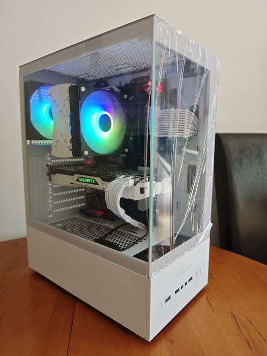 Intel i7-6700K GeForce GTX 1080 Ti 11 GB  16 GB RAM komputer gamingowy akwarium stacja LLM RGB SSD