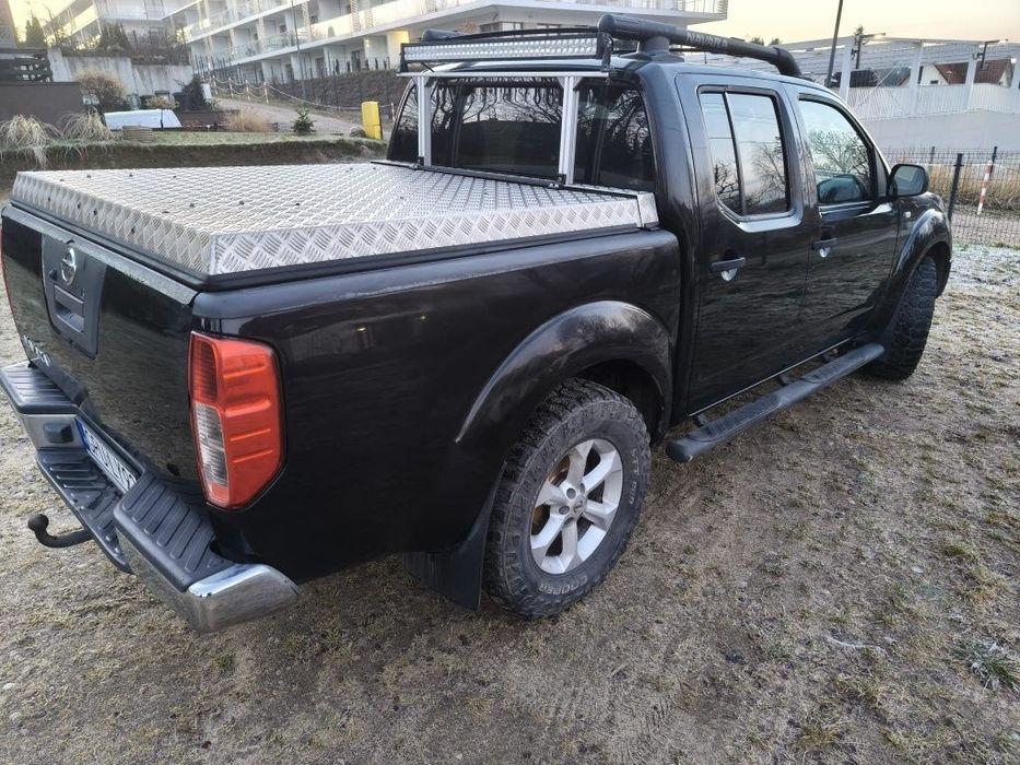 Продам Nissan Navara 2.5 TDI 4X4