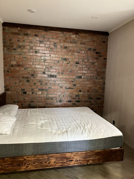 Оренда будинку на Юрівці