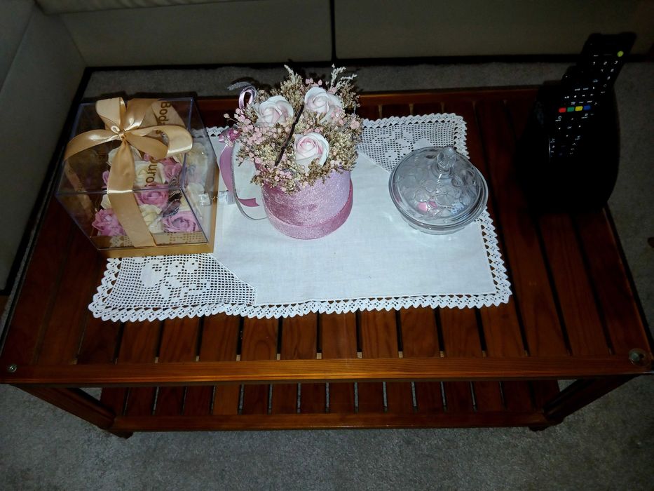 Mesa apoio para sala
