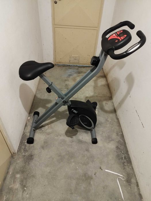 Bicicleta ginásio
