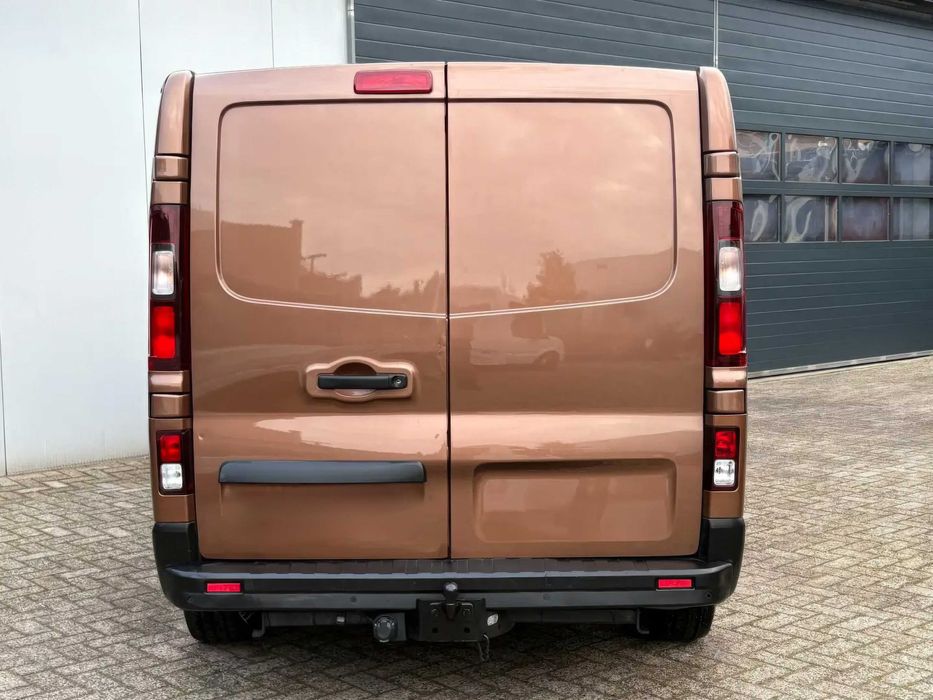 Renault Trafic      2015