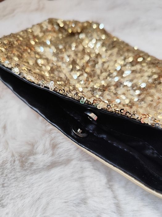 Nowa złota kopertówka torebka  z cekinami sylwester