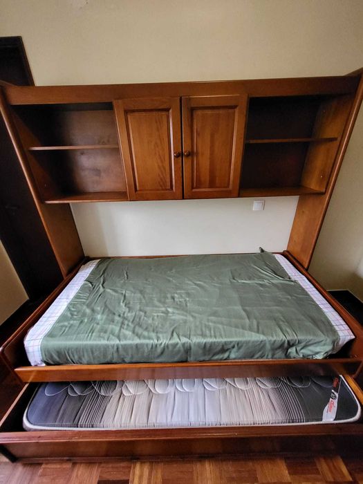 Conjunto de cama dupla de solteiro 2x97x190 e estante com arrumação