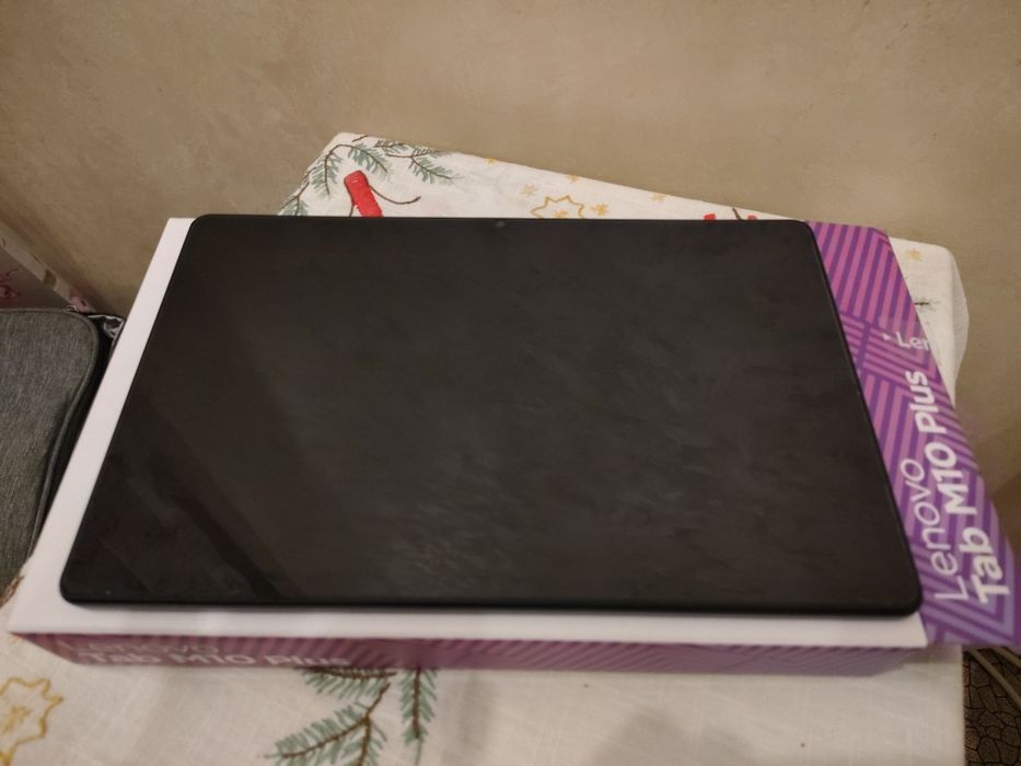 Планшет Lenovo Tab M10 Plus 4/64 ,LTE 2 , операційна  Андроїд 12