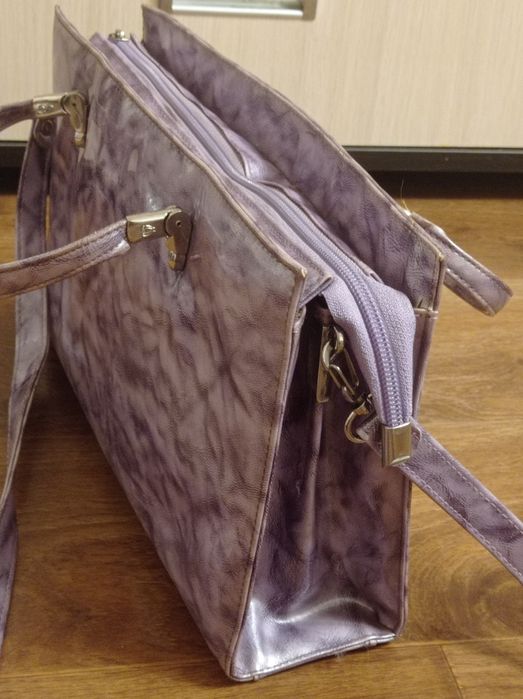 Фирменная сумка портфель с ручками и ремнём.Jeronimo Valentino.