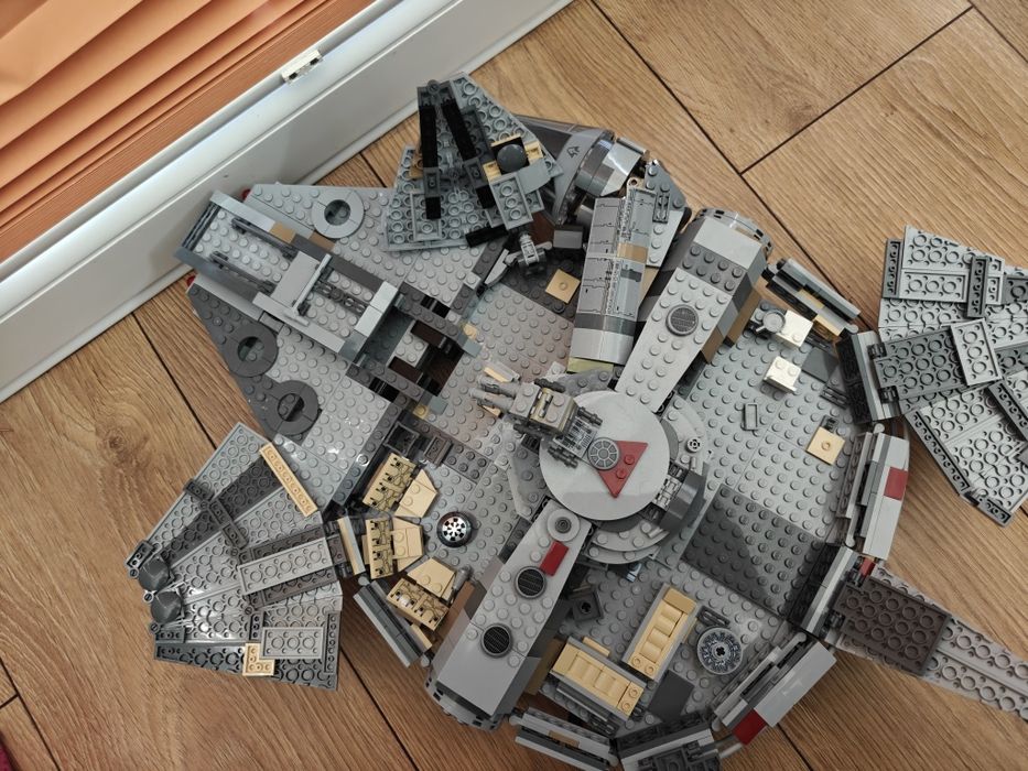 LEGO star wars falcon sokół millenium
