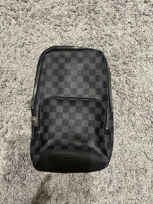 Сумка слінг Louis Vuitton