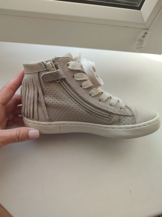 Демісезонні черевики для дівчинки