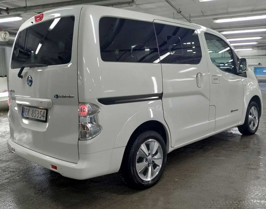 Nissan e-NV200 Evalia 40кВт, 7 місць, не фарбований, рідний пробіг