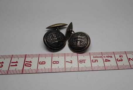 Srebrne spinki do koszuli pagoda pagody.