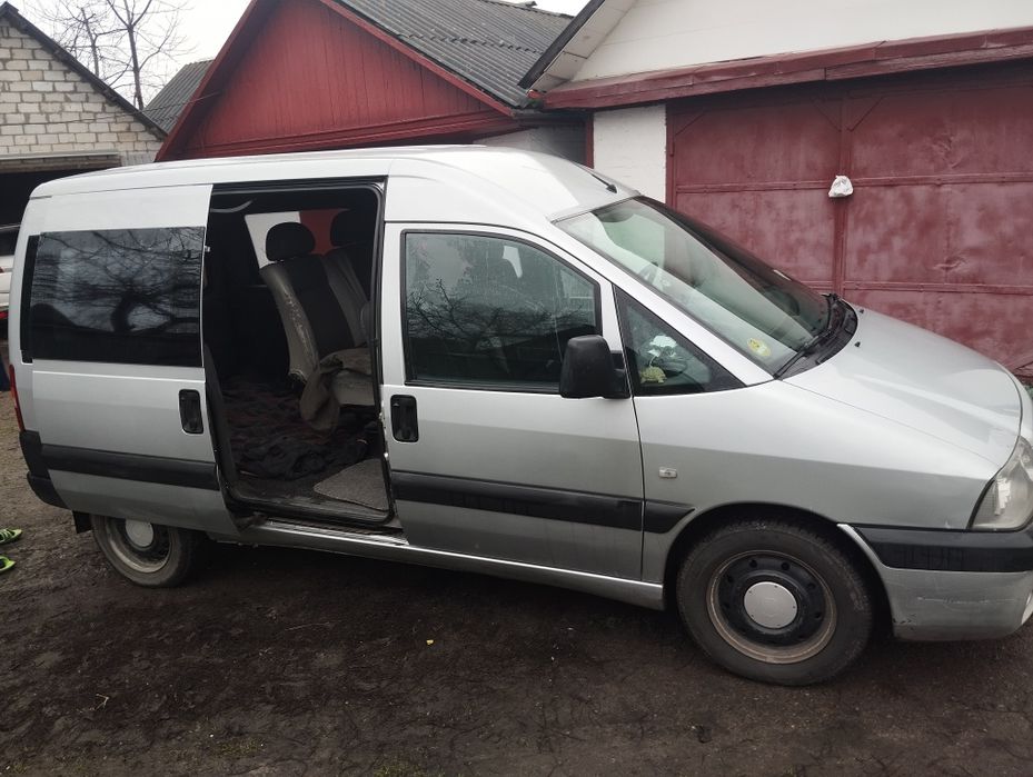 Пежо експерт 2005 року. 1,9 дизель