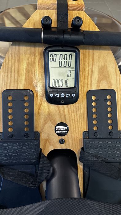 Wioślarz wodny WaterRower Home A1 Dąb