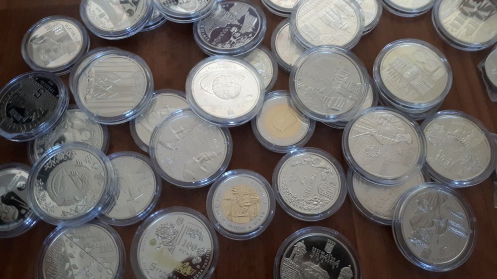 2,5,10 гривен Ювілейні Україна