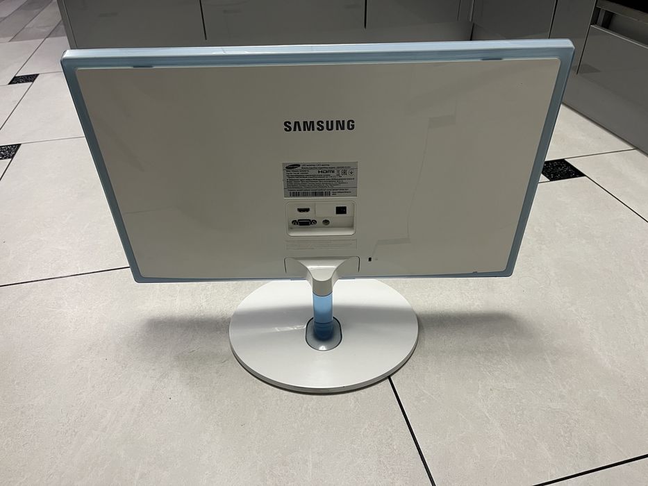 Монітор Samsung S24D391HL