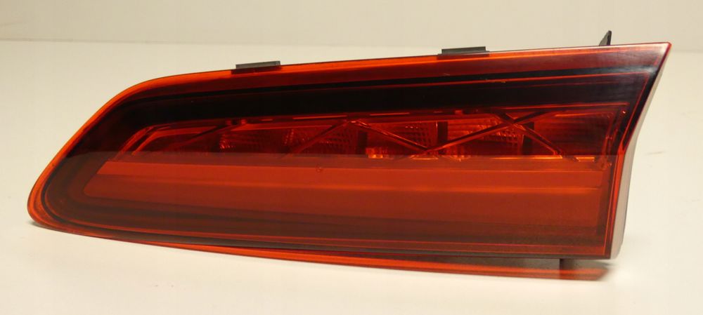 skoda karoq 2016-2021 57a945308 led lampa prawa tył tylna