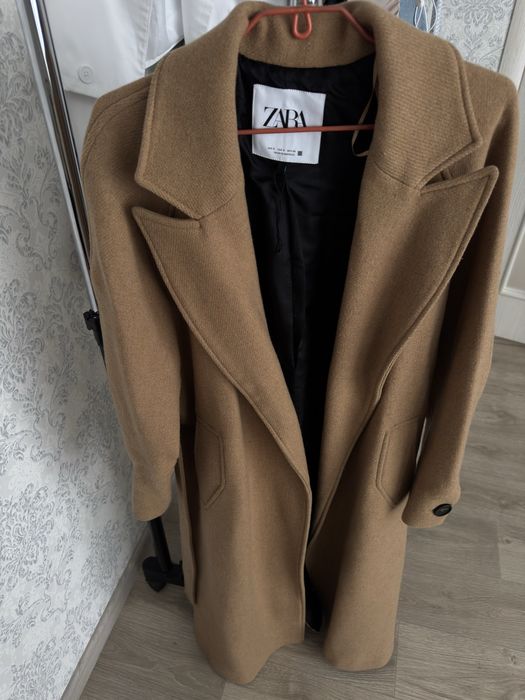Zara пальто нове