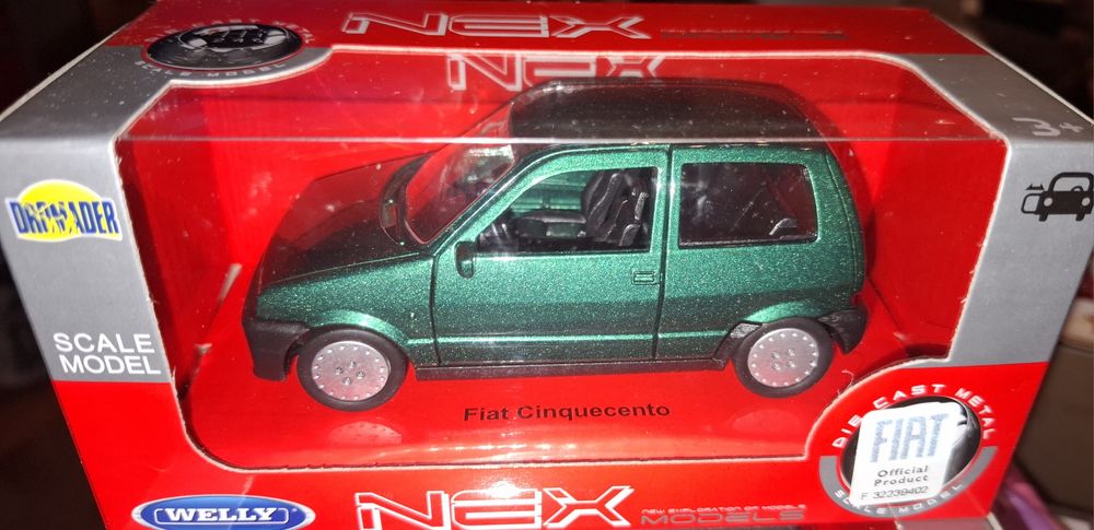 Fiat Cinquecento model Welly 1:34, metalowe autko, otwierane drzwi