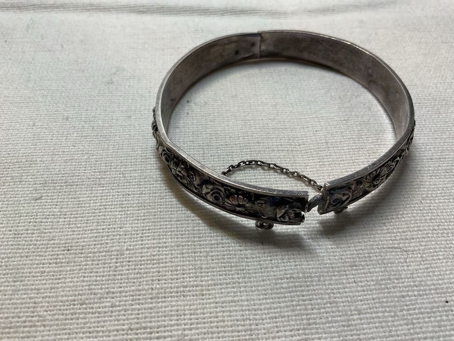 Pulseira antiga em prata com contraste