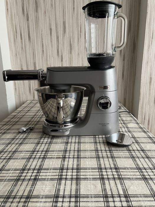 Кухонна машина Kenwood