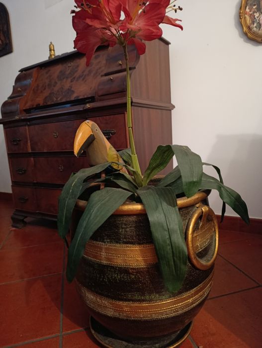 Vendo jarrão , excelente estado