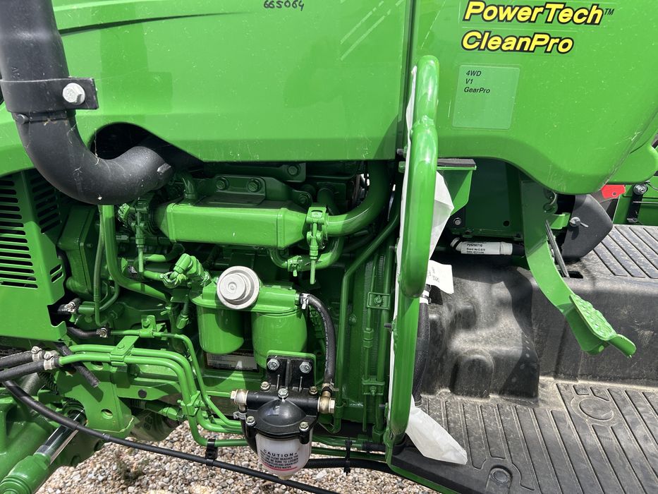 Trator John Deere 5075E de 75 CV - Novo