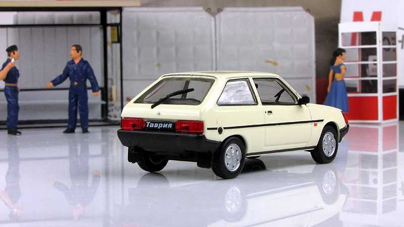 ЗАЗ 1102 "Таврия" - игрушка от DeAgostini из серии Автолегенды СССР