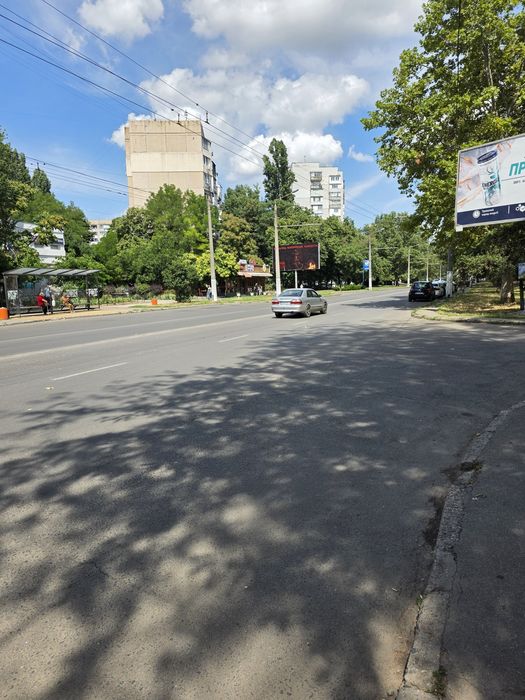 Срочная ПРОДАЖА 2х комн.Академика Королева 6эт/9эт