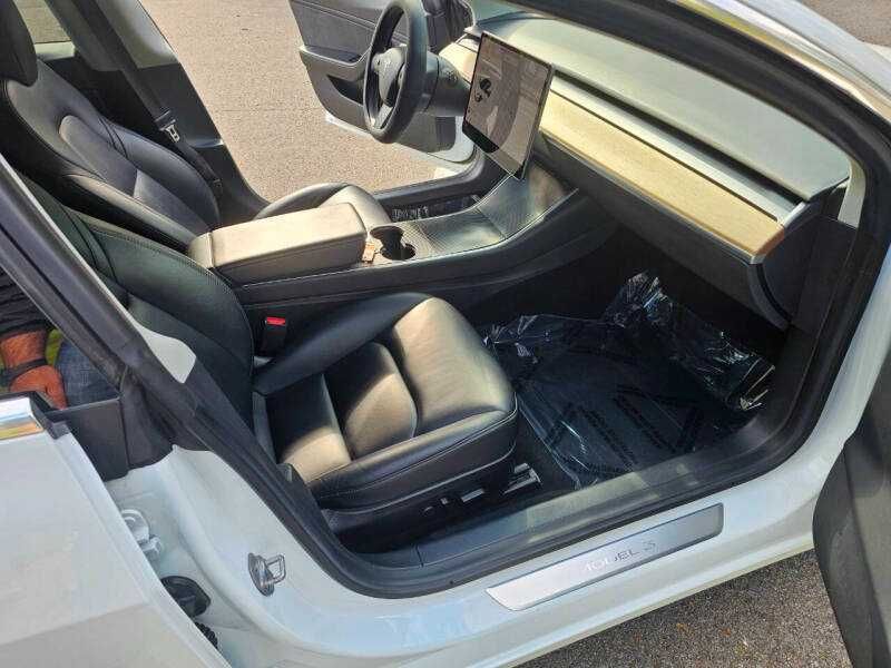 Tesla Model 3 Standard Range 2019