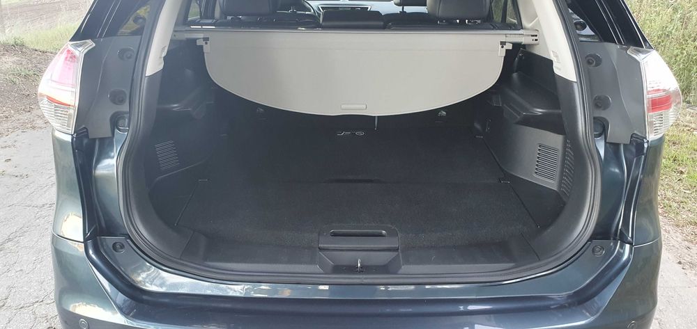 Nissan X-Trail wersja Tekna 2016/17