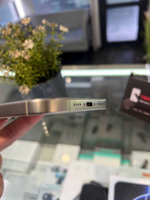 iPhone 16 Pro Max 1TB eSIM | стан 5/5 | Гарантія | Магазин