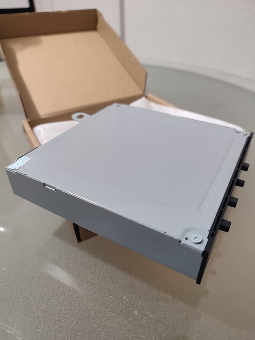 Привід для консолі Xbox One X новий DG-6M5S

BD-ROM Drive Model: DG-6M