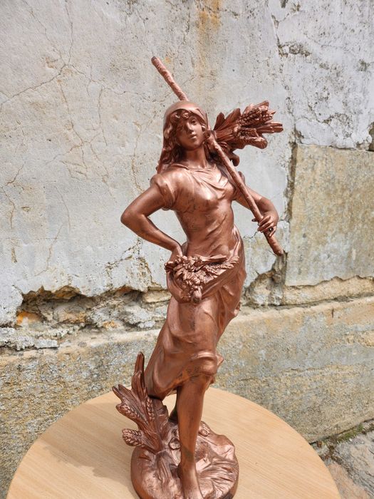 Piekna figura  kobiety