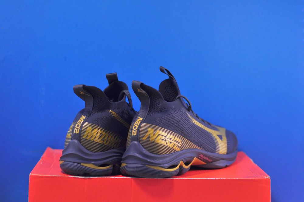 Кросівки Mizuno Wave Lightning  Nike Air Max Terrascape 90 Оригінал