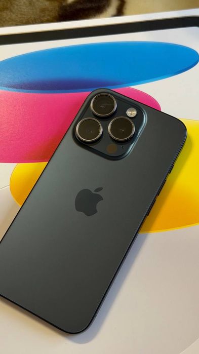 iPhone 15pro  256
