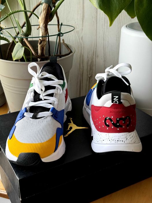 кросівки Jordan Air Cadence