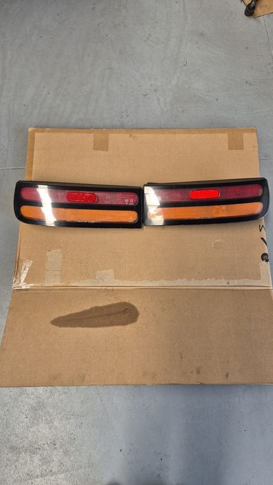 Faróis traseiros originais 300ZX