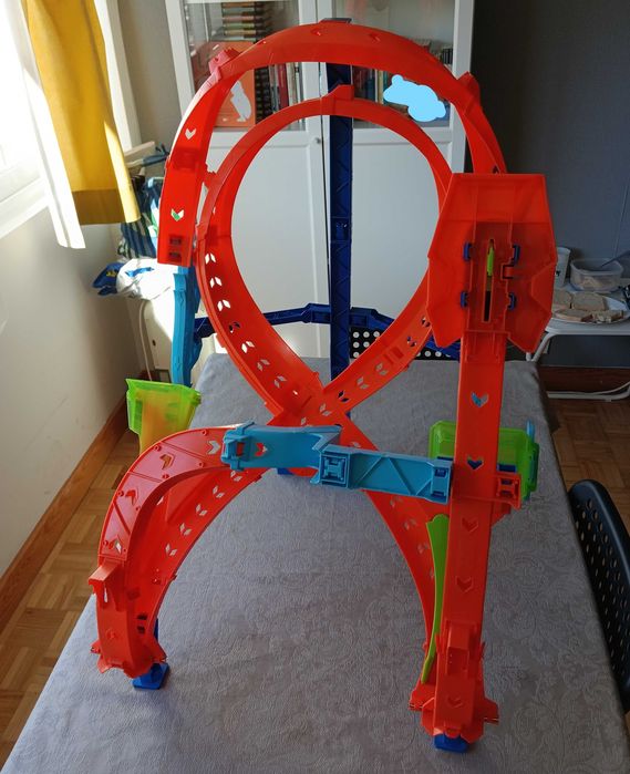 Vários sets Hot Wheels