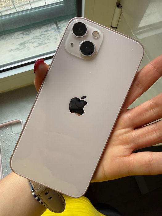 Iphone 13 rosa optimo estado
