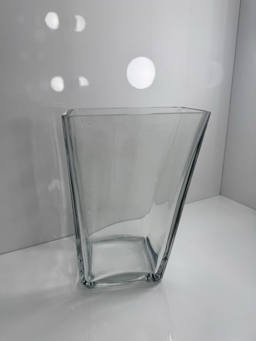 Jarra de vidro baixa