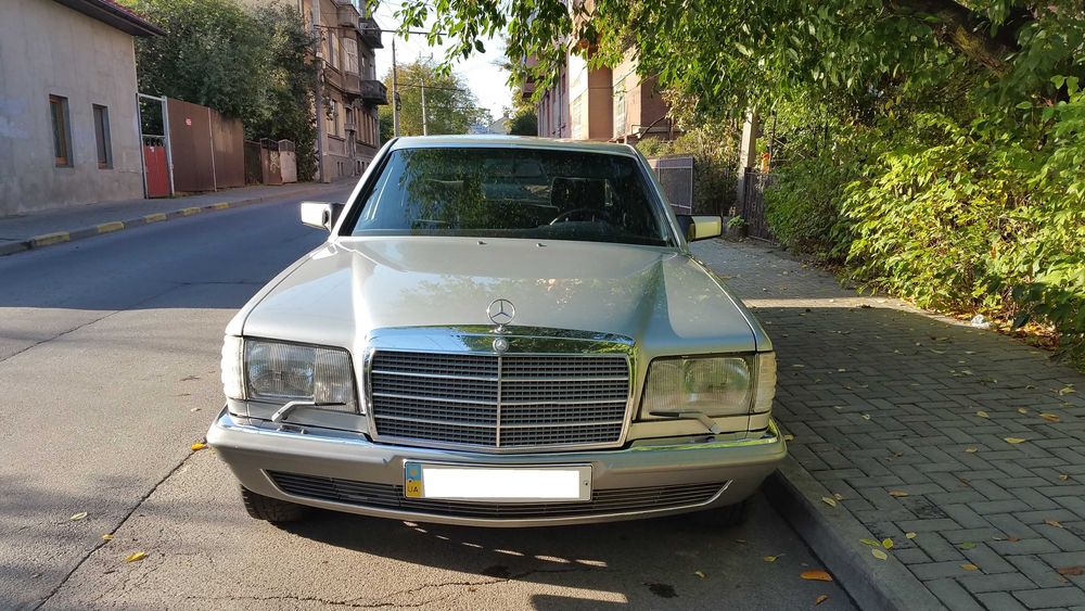Mercedes W126 V8 380SE