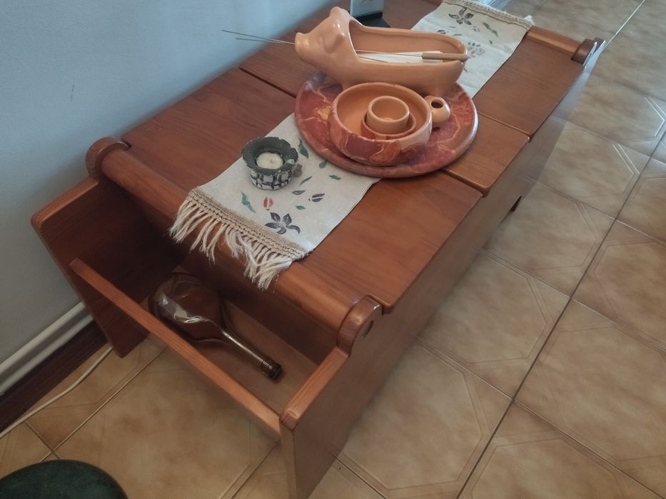 Mesa centro garrafeira
